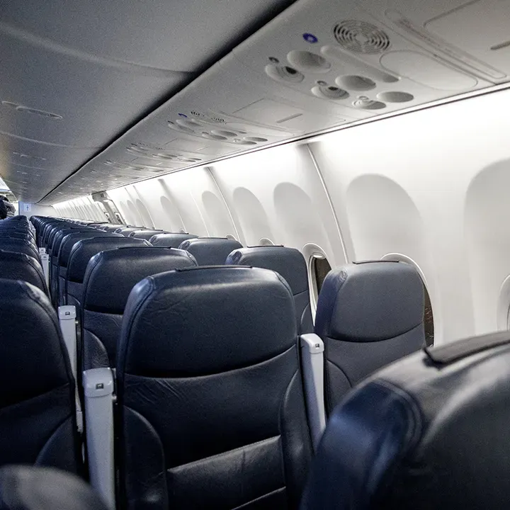 Recuperación de telas, cueros y plásticos aeronáuticos.